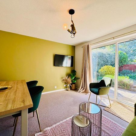 2 Bed House, Sleeps 6, Dog Friendly, Close To A14 M11, With Garden & Parking Long Stay Work Contractor Leisure, Jade CBG Extérieur photo