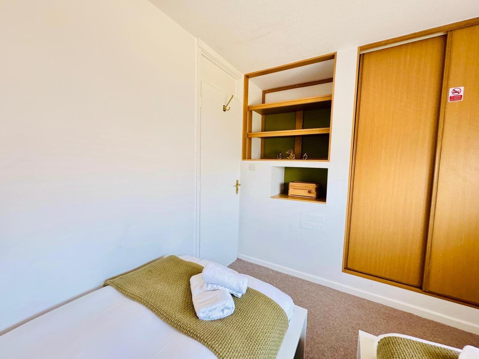 2 Bed House, Sleeps 6, Dog Friendly, Close To A14 M11, With Garden & Parking Long Stay Work Contractor Leisure, Jade CBG Extérieur photo